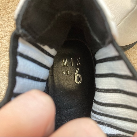 Mix No. 6 White Platform Chelsea Boots, 8.5 - Picture 6 of 8